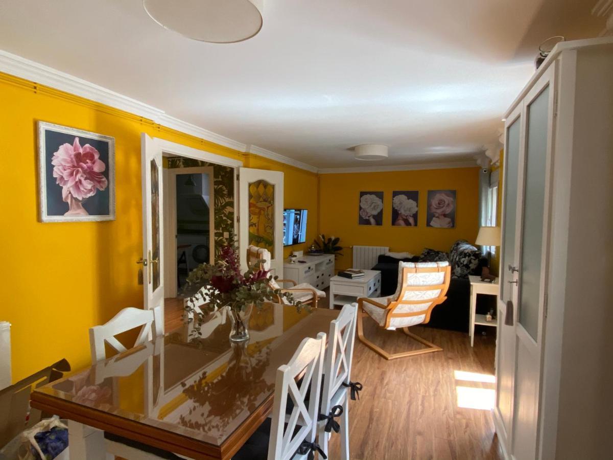 Apartamento La Biblioteca En Cuenca كوينكا المظهر الخارجي الصورة